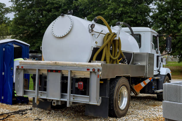 Portable Toilet Options We Offer in Amityville, NY